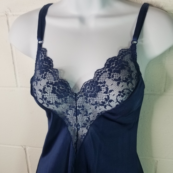 Vtg 70s angela by bestform blue lace slip dress lingerie - Picture 3 of 6